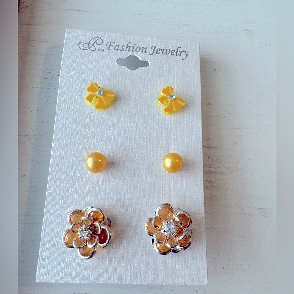 3 Piece Stud Earring Set - Flower - Bows